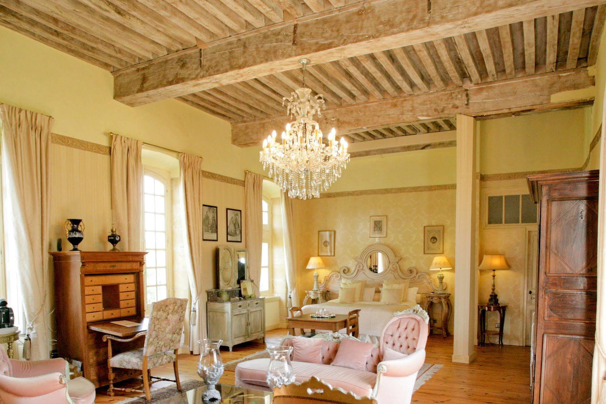 Ouches Chateau D'Origny, Chambres D'Hotes Et Restaurant Gastronomique מראה חיצוני תמונה